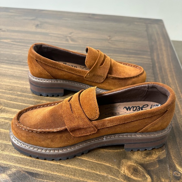 L.L. Bean Women’s Camden Hills Penny Loafers, Suede - Picture 5 of 7